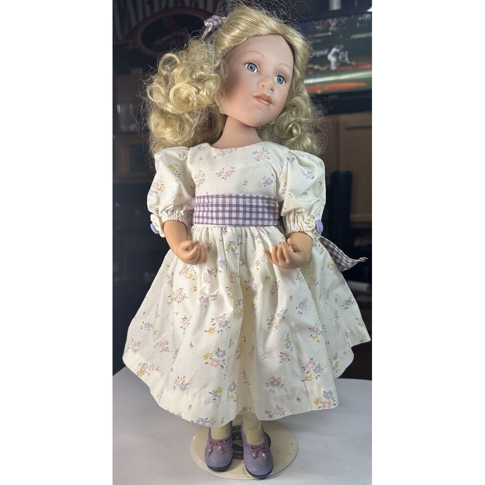 BOYDS Bears & Friends‎ Porcelain Doll Collectible